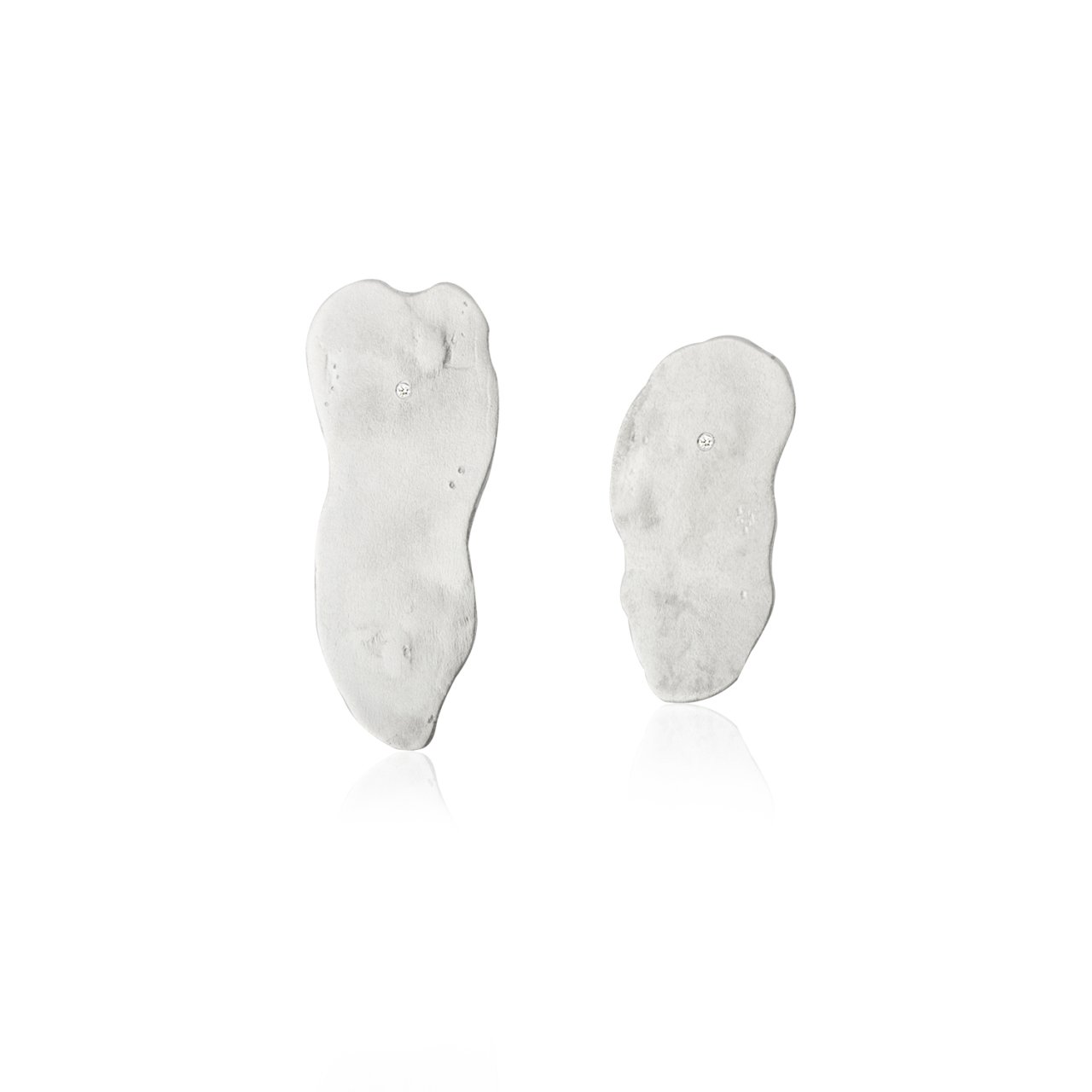 Pırlantalı Asimetrik Küpe